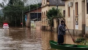 O Ministério das Comunicações criou comitê de crise para apoiar o Rio Grande do Sul nas áreas atingidas pelo ciclone extratropical.