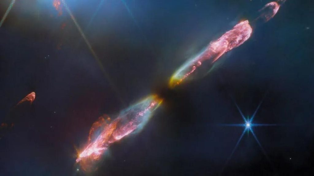 Supertelescópio James Webb capta imagem inédita de nova estrela: um 'sol criança'