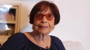 A cantora Cyva, do Quarteto em Cy, morreu aos 85 anos de idade, neste domingo (22). A morte foi anunciada pelas redes sociais do grupo vocal.