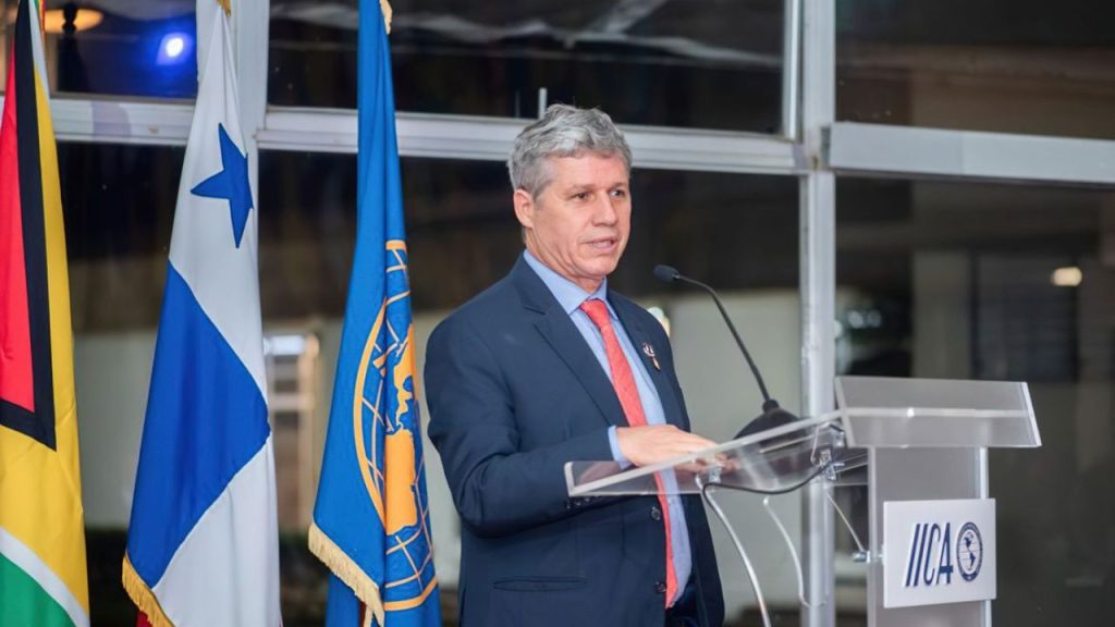 O ministro da Pecuária, Agricultura e Pesca do Uruguai, Fernando Mattos, foi eleito presidente da Junta Interamericana de Agricultura (JIA).