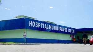 Uma estudante de Medicina do 6º período foi detida enquanto se passava por médica no Hospital Municipal de Japeri, na Baixada Fluminense.