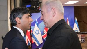 'A guerra será longa', diz Netanyahu ao lado do primeiro-ministro britânico