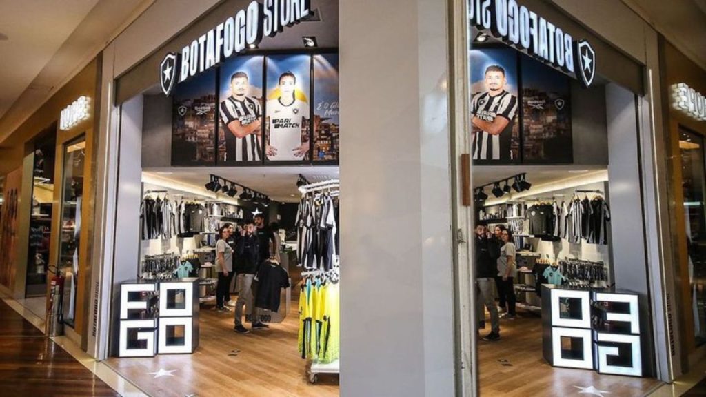 Botafogo inaugura primeira loja oficial no Rio de Janeiro