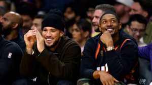 NBA: Booker e Beal não têm previsão de retorno, afirma Frank Vogel