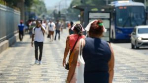 O calor registrado em Guaratiba, no Rio de Janeiro, impressionou: a sensação térmica foi de 58,5 graus Celsius (ºC) às 9h15 de hoje.