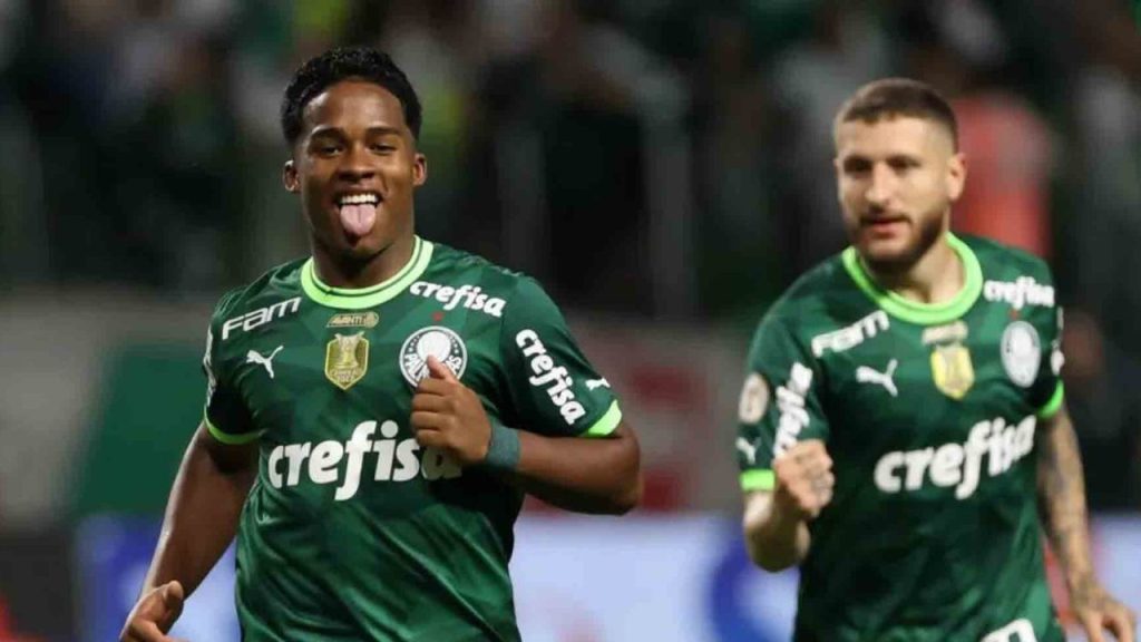 Perfil de Free Fire do Corinthians supera perfil do futebol do Palmeiras em  rede social