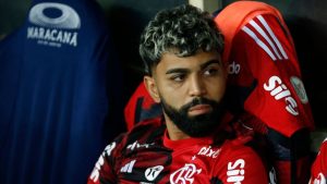 Eliminado de todas as competições que disputou e com pequenas possibilidades de título no Campeonato Brasileiro, o Flamengo vive uma temporada bem abaixo do esperado.