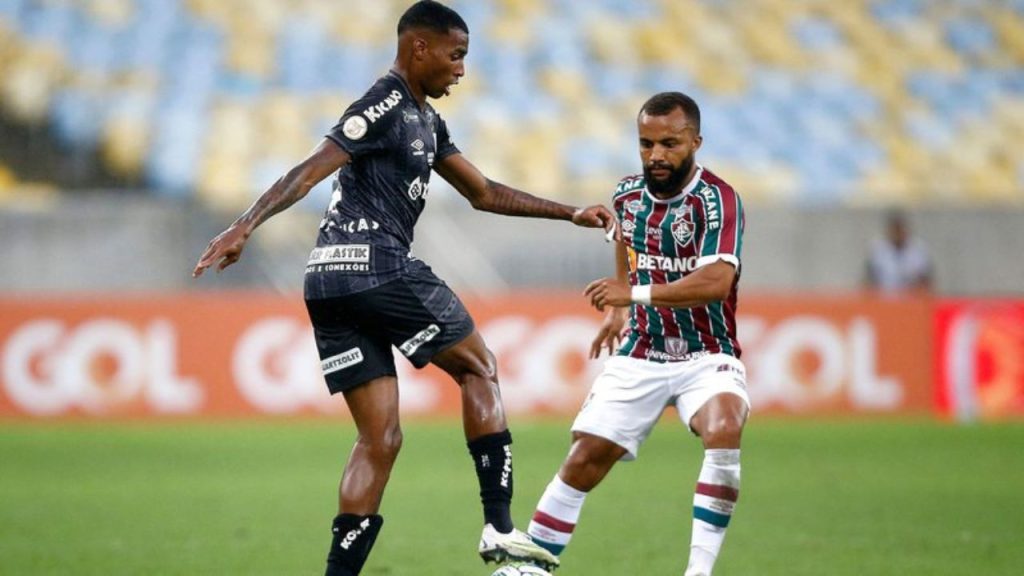 Santos x Fluminense se enfrentam nesta quarta-feira, 29, em jogo válido por mais uma rodada do Campeonato Brasileiro.