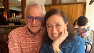 Lilia Cabral fez um registro para celebrar os 28 anos de casamento com seu companheiro de vida, o economista Iwan Figueiredo.
