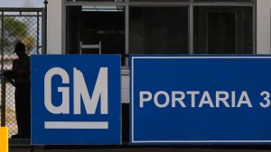 Os metalúrgicos da fábrica da General Motors de São José dos Campos aprovaram a abertura de um Programa de Demissão Voluntária (PDV).