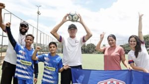 O Esporte e Vida oferece aulas de futebol a crianças de sete a 17 anos nas regiões de Planaltina e Sobradinho.