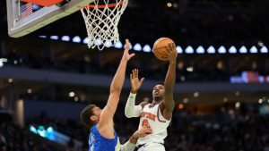 O New York Knicks planeja realizar trocas antes do trade deadline, e já está com alguns jogadores em seu radar. A equipe pretende trazer uma estrela para jogar ao lado de Jalen Brunson e Julius Randle, e parece que o time de Nova York está de olho em dois grandes jogadores do Chicago Bulls.