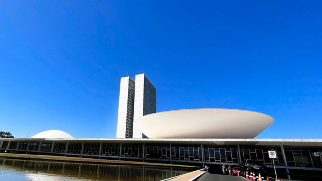 Congresso promulga emenda constitucional da reforma tributária