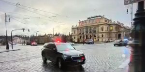 Ataque a tiros em Praga deixa mortos e feridos