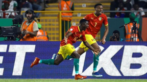 Jogadores da seleção de Guiné tiveram que pedir para sua torcida “comemorar com prudência” depois de mortes terem tomado conta do país.