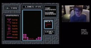 Willis Gibson, de 13 anos, tornou-se a primeira pessoa da história a oficialmente completar a versão clássica do jogo de videogame Tetris.