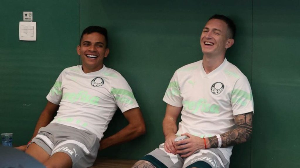 Os jogadores do Palmeiras se reapresentaram na Academia de Futebol, depois de um período de férias de final de ano.