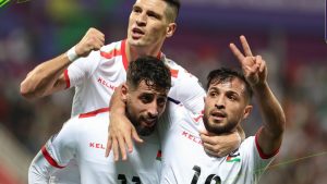 Mesmo com a tensão crescente no Oriente Médio, a Copa de Futebol da Ásia de 2023 mantém seu calendário. Sediada no Catar, a competição conta com seleções como a Síria e a Palestina, nações que se encontram no olho do furacão geopolítico atual.
