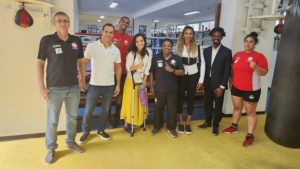 Equipe do Ministério do Esporte esteve em São Paulo para tratar de projetos esportivos e visitar o centro de treinamento olímpico.