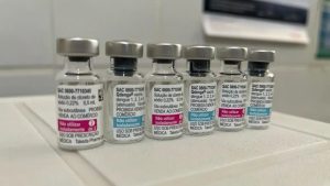 parana-ve-doses-vacinas