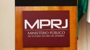 A MPRJ informou que pediu para que o caso assassinato à queima-roupa morador do Rio de Janeiro seja julgado pela justiça comum