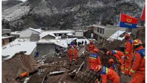 Deslizamento de terra na China deixa dezenas de mortos e desaparecidos