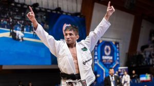 Lucas Pinheiro conquista Europeu de Jiu-Jitsu em sua estreia no master