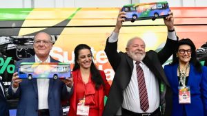 Lula lança nesta segunda-feira (22) plano para estimular indústrias nacionais