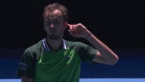 Medvedev admite estar menos confiante no Australian Open