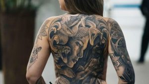 Tattoo Week terá cursos gratuitos para jovens de favelas do Rio