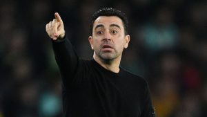 Após eliminação, Xavi indica que pode sair do Barcelona; entenda