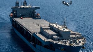 Militares dos EUA somem após invadir barco com armas para abastecer Houthis