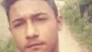 O Ministério Público da Bahia (MP-BA) denunciou dois policiais militares pelo assassinato do jovem cigano Lindomar Santos Matos, de 15 anos de idade, ocorrido em 30 de julho de 2021, no distrito de Lagoa Grande, município de Aracatu.