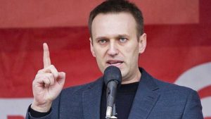 A mãe de Alexei Navalny, opositor do governo de Vladimir Putin encontrado morto no último dia 16, pediu ao presidente russo o corpo de seu filho para poder enterrá-lo.