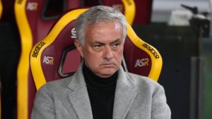 O treinador português José Mourinho não poupou críticas para o dono da Roma, Dan Franklin, quase dois meses depois de sua demissão.
