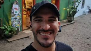 O turista Talles do Couto Lemgruber Kropf foi morto a facadas no bairro de Boa Viagem, no Recife, após ser vítima de um assalto, na