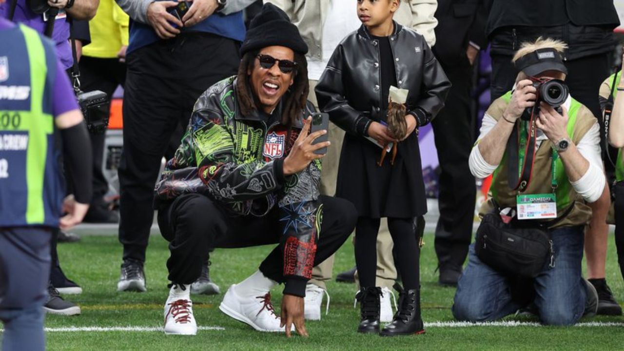 Jay-Z revive seu Reebok S.Carter para comparecer ao Super Bowl LVIII