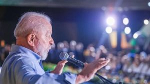 Lula viaja à Guiana acompanhado de ministros para cúpula caribenha