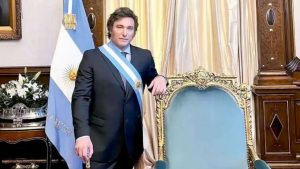 Argentina: governo de Milei expulsa brasileiros ao alegar que fazem 'falso turismo' no país