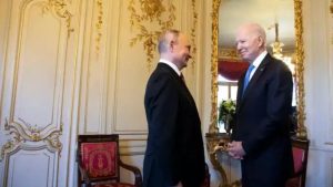 "FDP louco" versus "Cowboy de Hollywood": Biden e Putin trocam xingamentos