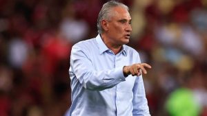 Tite elogia Flamengo após vitória em clássico: "Domínio total"
