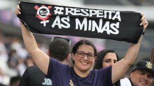 Os principais times do Brasil prestaram homenagens no Dia das Mulheres, relembrado anualmente na data 8 de março; confira alguns posts.