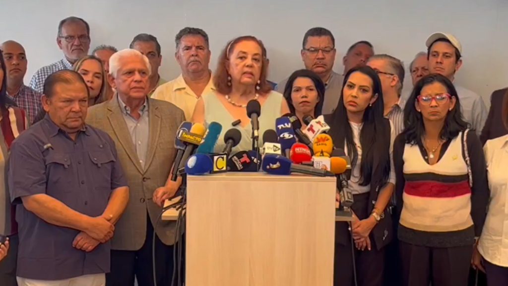 Corina Yoris, candidata de oposição a Maduro, não consegue registro para as eleições