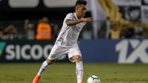 O Santos recebeu um novo transfer ban da FIFA, por não chegar  a um acordo com o Krasnodar, da Rússia. O órgão aplicou a punição sobre o não pagamento do valor de US$ 4 milhões, referente à compra de Christian Cueva.