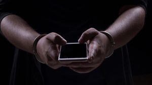 Uma pesquisa divulgada pela agência Datafolha buscou medir o nível de segurança dos moradores da cidade de São Paulo quando se trata de seus celulares.