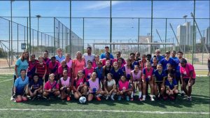 Primeiro Centro de Desenvolvimento do Futebol Feminino do Brasil atende 120 meninas