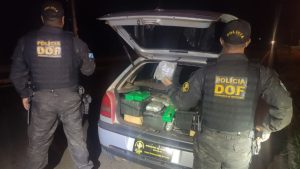 Um veículo com mais de 300 quilos de maconha foi apreendido pelo DOF em Bataguassu, cidade a 310 quilômetros de Campo Grande, Mato Grosso do Sul.