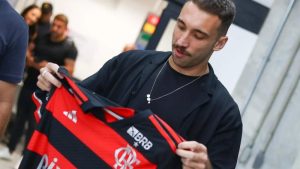Léo Ortiz revela animação para vestir a camisa do Flamengo