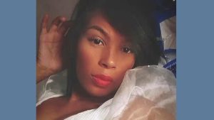 Mulher de 31 anos morre por bala perdida em Santos