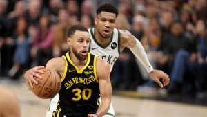 NBA: Curry se redime após atropelo, e Warriors vencem Bucks